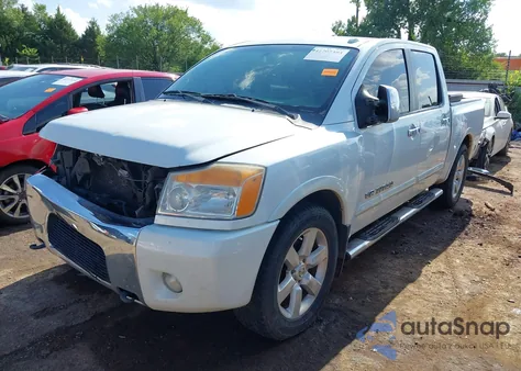 2013 Nissan Titan Sl z USA, uszkodzony, nr VIN 1N6BA0EDXDN310437